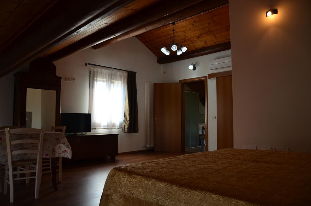 Vila Agriturismo Alla Corte Costabissara Exteriér fotografie